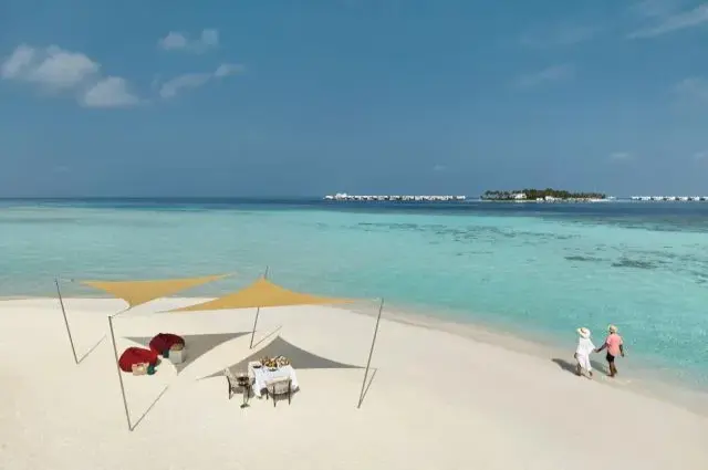 Tailor Made Holidays & Bespoke Packages for Jumeirah Maldives Olhahali Island
