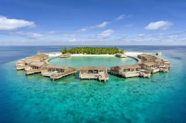 Tailor Made Holidays & Bespoke Packages for Kudadoo Private Island