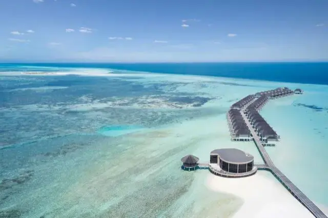 Tailor Made Holidays & Bespoke Packages for Le Méridien Maldives Resort & Spa