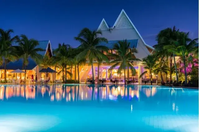 Tailor Made Holidays & Bespoke Packages for Victoria Beachcomber Resort & Spa