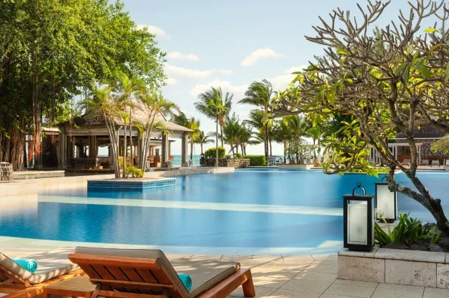 Tailor Made Holidays & Bespoke Packages for The St Regis Le Morne Resort