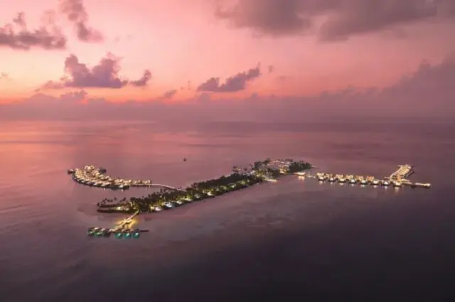 Tailor Made Holidays & Bespoke Packages for Jumeirah Maldives Olhahali Island