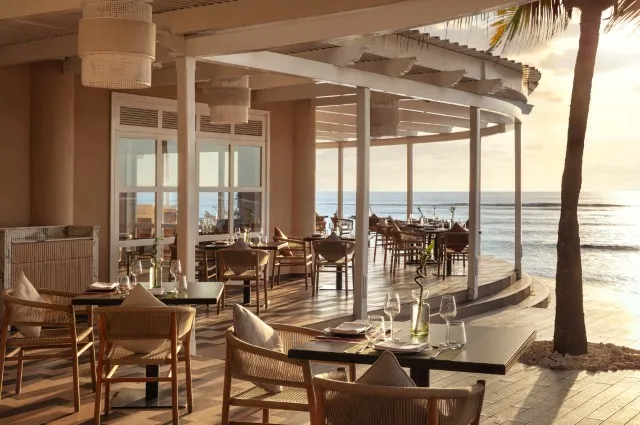 Tailor Made Holidays & Bespoke Packages for Le Meridien Ile Maurice