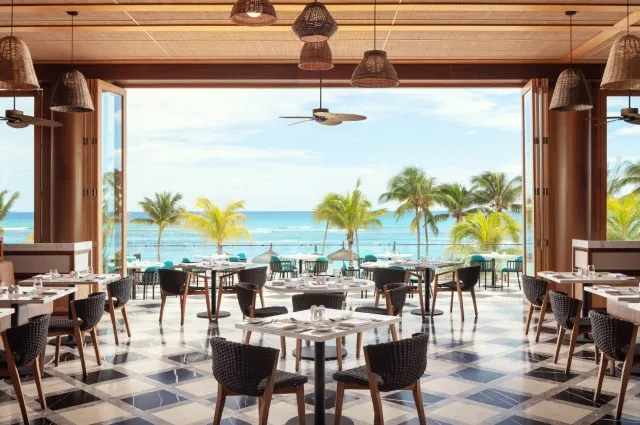 Tailor Made Holidays & Bespoke Packages for Le Meridien Ile Maurice