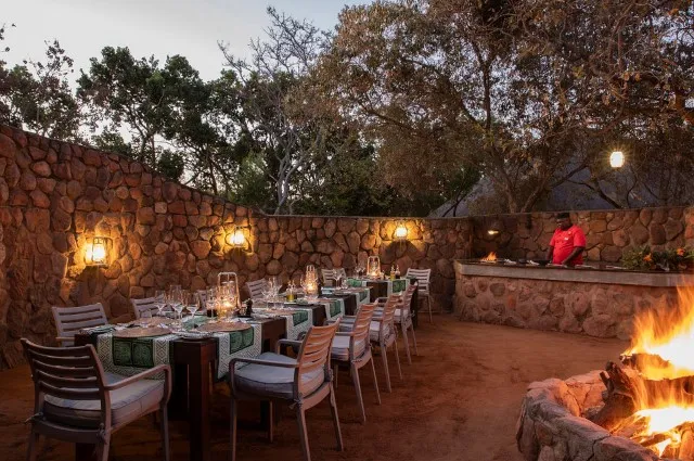 Tailor Made Holidays & Bespoke Packages for Ndlovu Safari Lodge