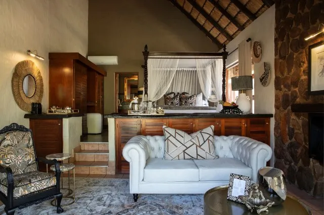 Tailor Made Holidays & Bespoke Packages for Ndlovu Safari Lodge