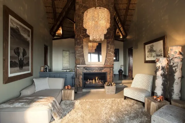 Tailor Made Holidays & Bespoke Packages for Mhondoro Safari Lodge & Villa