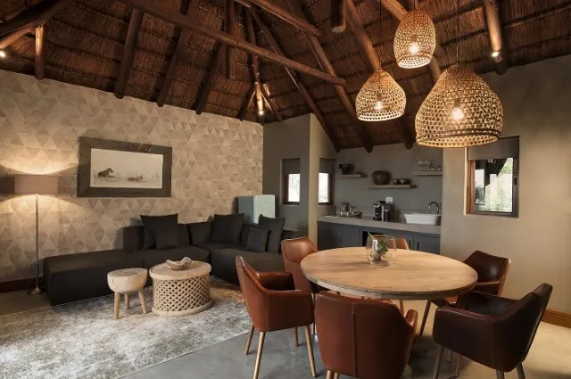 Tailor Made Holidays & Bespoke Packages for Mhondoro Safari Lodge & Villa