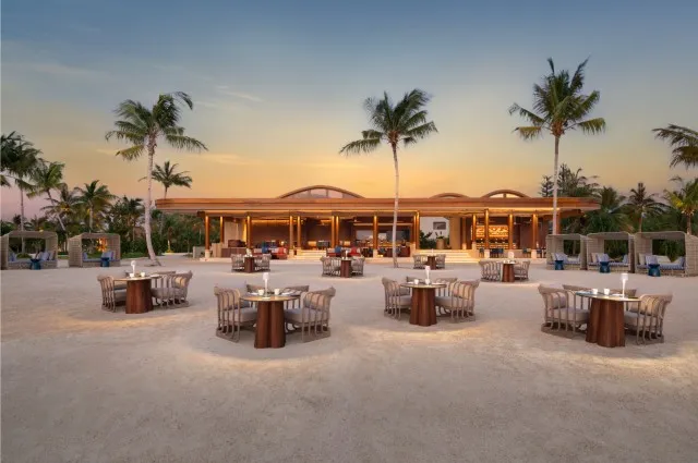Tailor Made Holidays & Bespoke Packages for Centara Grand Lagoon Resort
