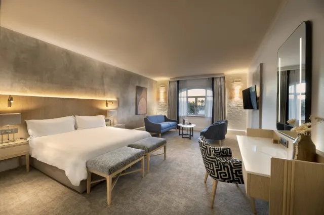 Tailor Made Holidays & Bespoke Packages for Victoria & Alfred Hotel