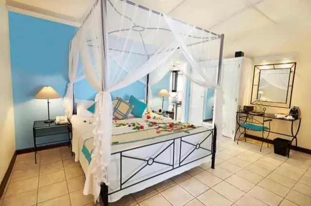 Tailor Made Holidays & Bespoke Packages for Kuredu Island Resort & Spa