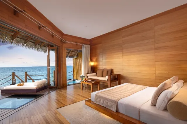 Tailor Made Holidays & Bespoke Packages for Adaaran Select Meedhupparu