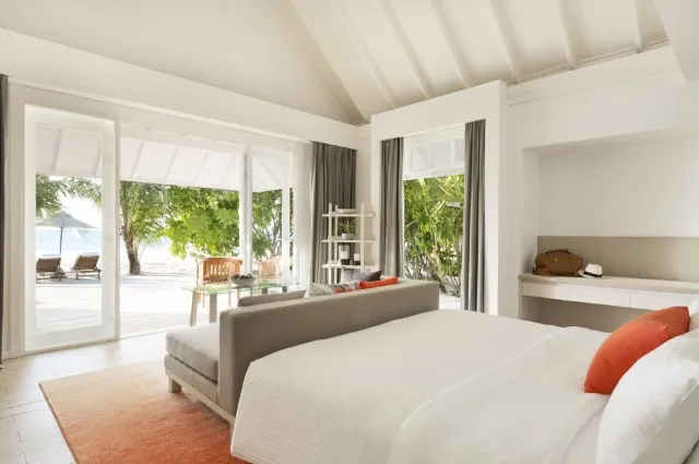 Tailor Made Holidays & Bespoke Packages for LUX* South Ari Atoll
