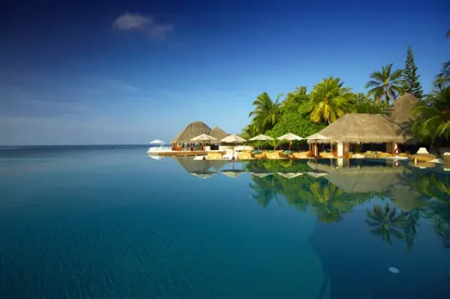 Tailor Made Holidays & Bespoke Packages for Huvafen Fushi