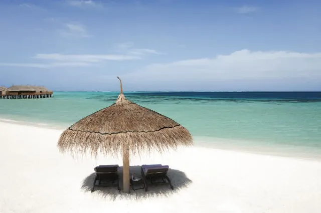 Tailor Made Holidays & Bespoke Packages for Constance Moofushi