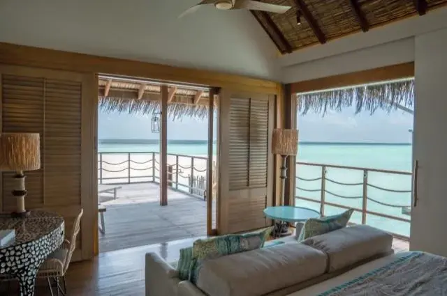 Tailor Made Holidays & Bespoke Packages for Constance Moofushi