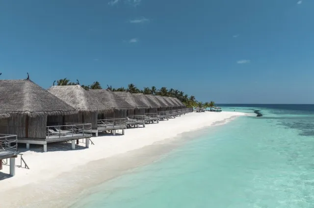 Tailor Made Holidays & Bespoke Packages for Constance Moofushi