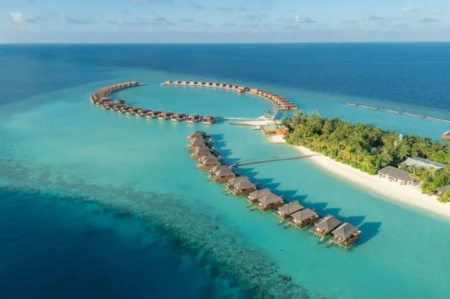 Tailor Made Holidays & Bespoke Packages for Veligandu Maldives Resort Island