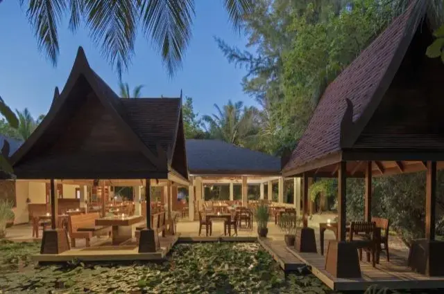 Tailor Made Holidays & Bespoke Packages for Machchafushi Island Resort & Spa, The Centara Collection