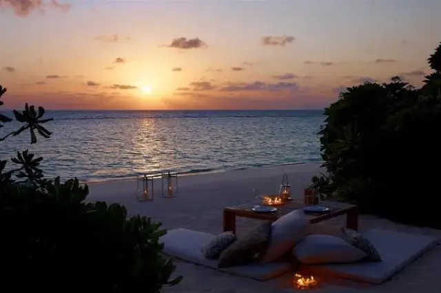 Tailor Made Holidays & Bespoke Packages for Dusit Thani Maldives