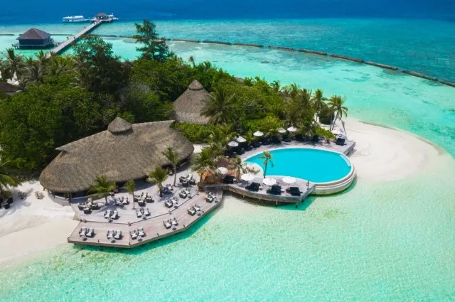 Tailor Made Holidays & Bespoke Packages for Komandoo