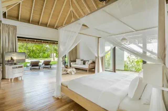 Tailor Made Holidays & Bespoke Packages for COMO Maalifushi