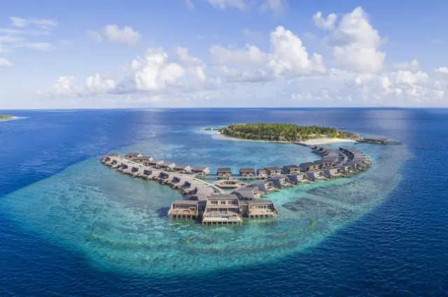 Tailor Made Holidays & Bespoke Packages for St Regis Maldives Vommuli Resort