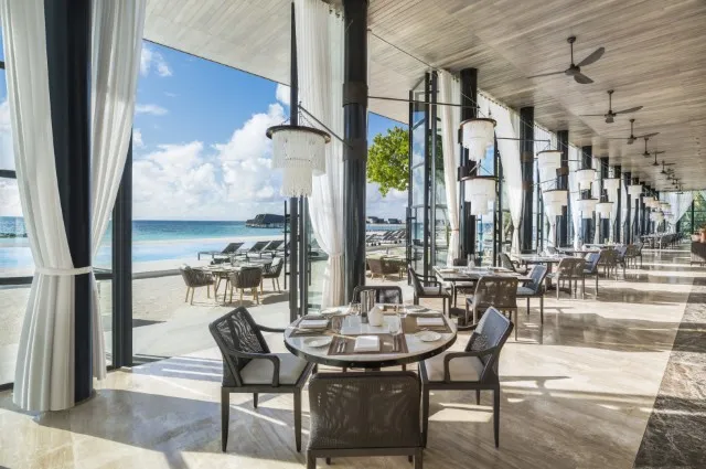 Tailor Made Holidays & Bespoke Packages for St Regis Maldives Vommuli Resort
