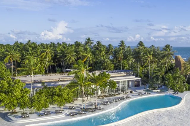 Tailor Made Holidays & Bespoke Packages for St Regis Maldives Vommuli Resort