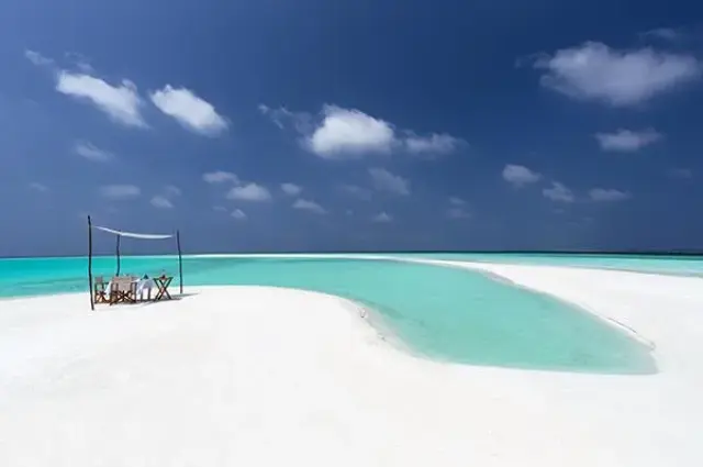 Tailor Made Holidays & Bespoke Packages for Milaidhoo Island