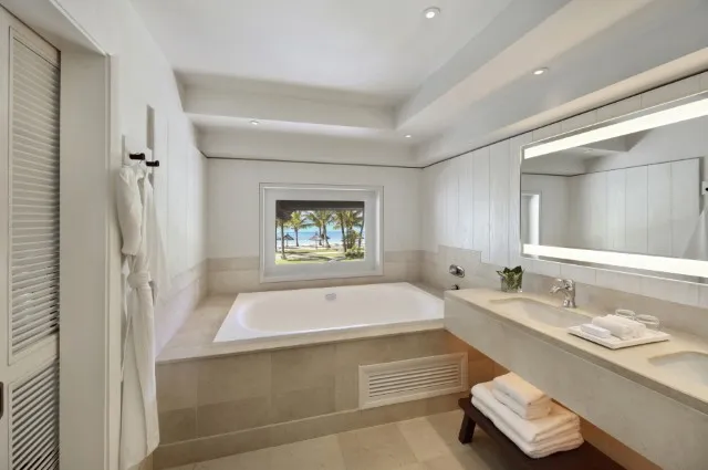 Tailor Made Holidays & Bespoke Packages for LUX* Le Morne