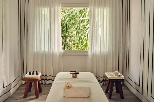 Tailor Made Holidays & Bespoke Packages for Seaside Finolhu, Baa Atoll
