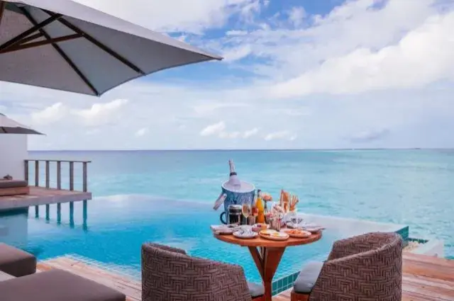 Tailor Made Holidays & Bespoke Packages for Seaside Finolhu, Baa Atoll
