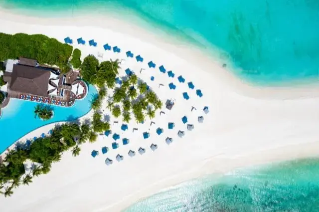Tailor Made Holidays & Bespoke Packages for Seaside Finolhu, Baa Atoll