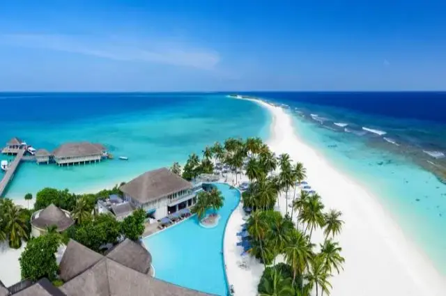 Tailor Made Holidays & Bespoke Packages for Seaside Finolhu, Baa Atoll