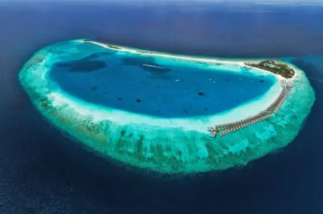 Tailor Made Holidays & Bespoke Packages for Seaside Finolhu, Baa Atoll