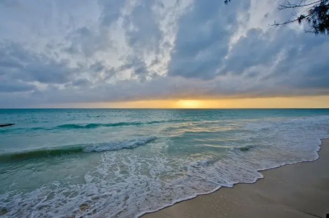 Tailor Made Holidays & Bespoke Packages for Bluebay Beach Resort