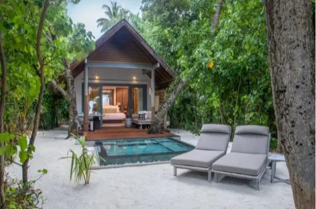 Tailor Made Holidays & Bespoke Packages for Vakkaru Maldives