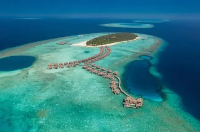 Tailor Made Holidays & Bespoke Packages for Vakkaru Maldives