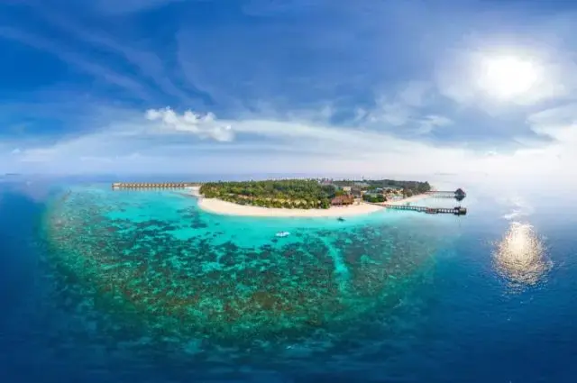 Tailor Made Holidays & Bespoke Packages for Reethi Faru Resort