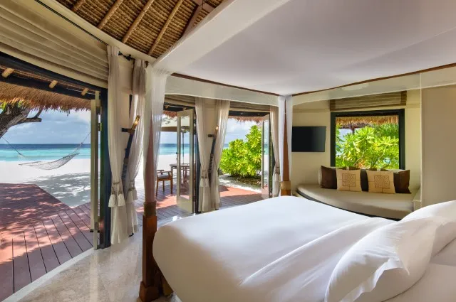 Tailor Made Holidays & Bespoke Packages for Banyan Tree Vabbinfaru