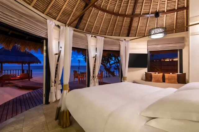 Tailor Made Holidays & Bespoke Packages for Banyan Tree Vabbinfaru