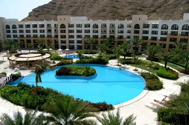 Tailor Made Holidays & Bespoke Packages for Shangri-la Barr Al Jissah Resort - Al Waha