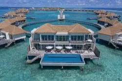 Presidential Overwater Suite