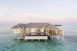 LUX* Villa