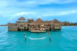 Crusoe Residence (Island View)