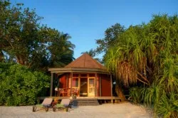 Jacuzzi Beach Villa