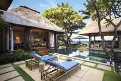 2-Bedroom Pool Villa (Beachfront)