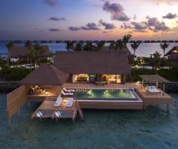 Reef Villa with Pool